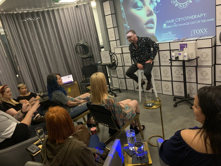 HAIR CRYOTHERAPY CERTIFICATION CLASS*